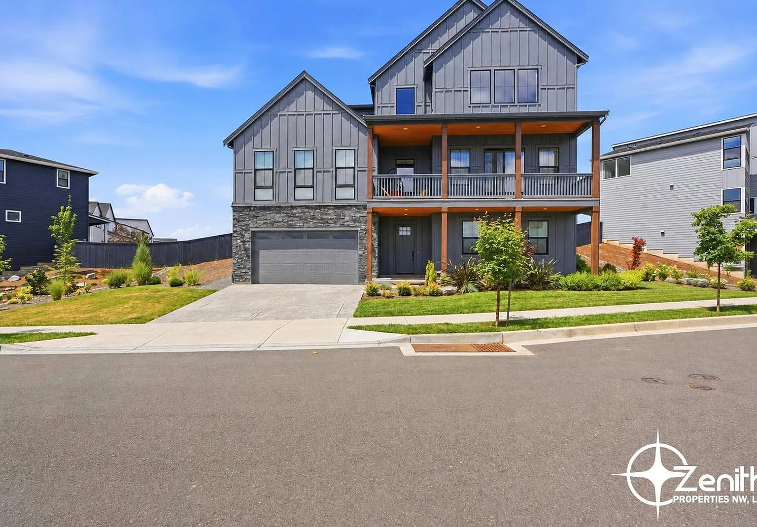 6 bed, 5.0 bath, 4081 sqft, $5,295 — Photo 2