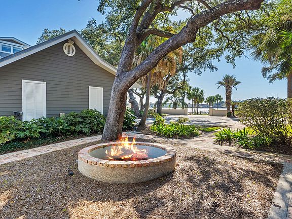 4th image of 11 Paradise Point Rd