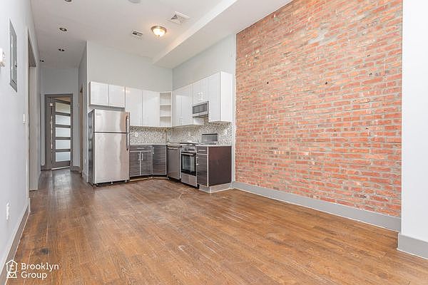 1st image of 570 Hancock St #3W