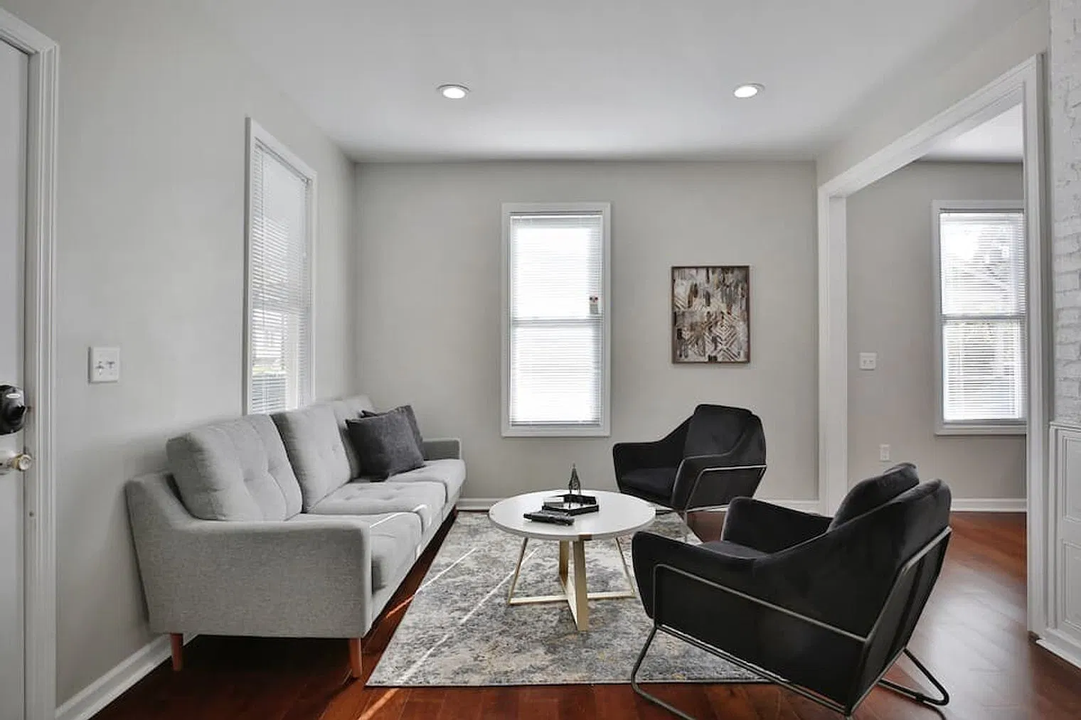 4 bed, 3.0 bath, $3,504 — Photo 2