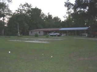 6971 Shady Grove Rd, Grand Ridge, FL 32442