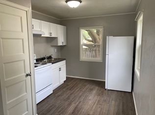 909 Circle Dr #909A, Manitowoc, WI 54220