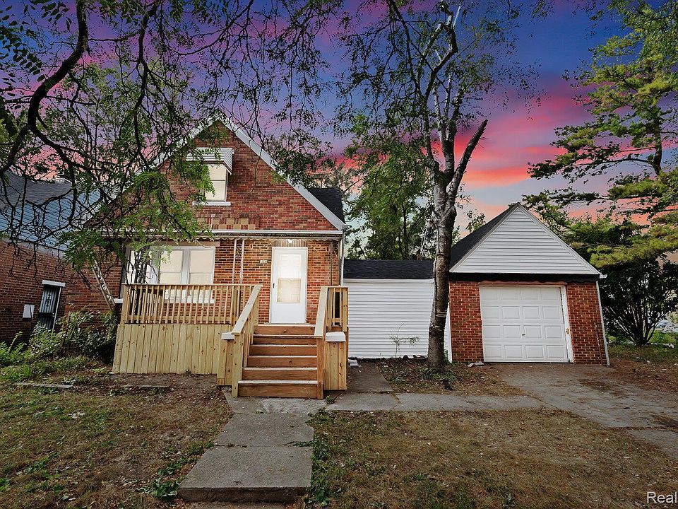1st image of 15887 Snowden St