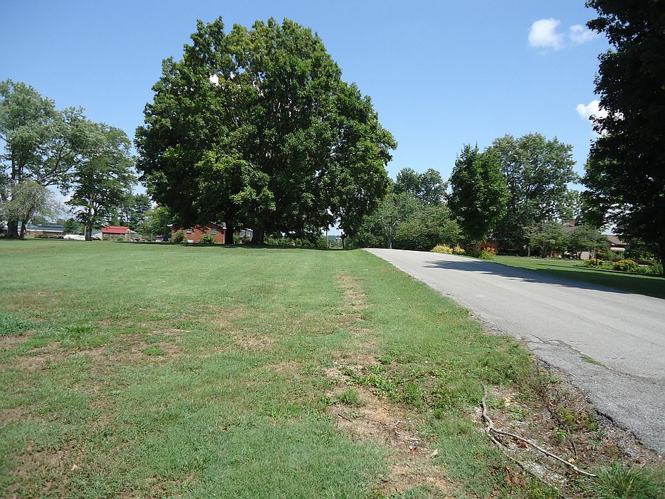 1st image of 202 Philpott Dr