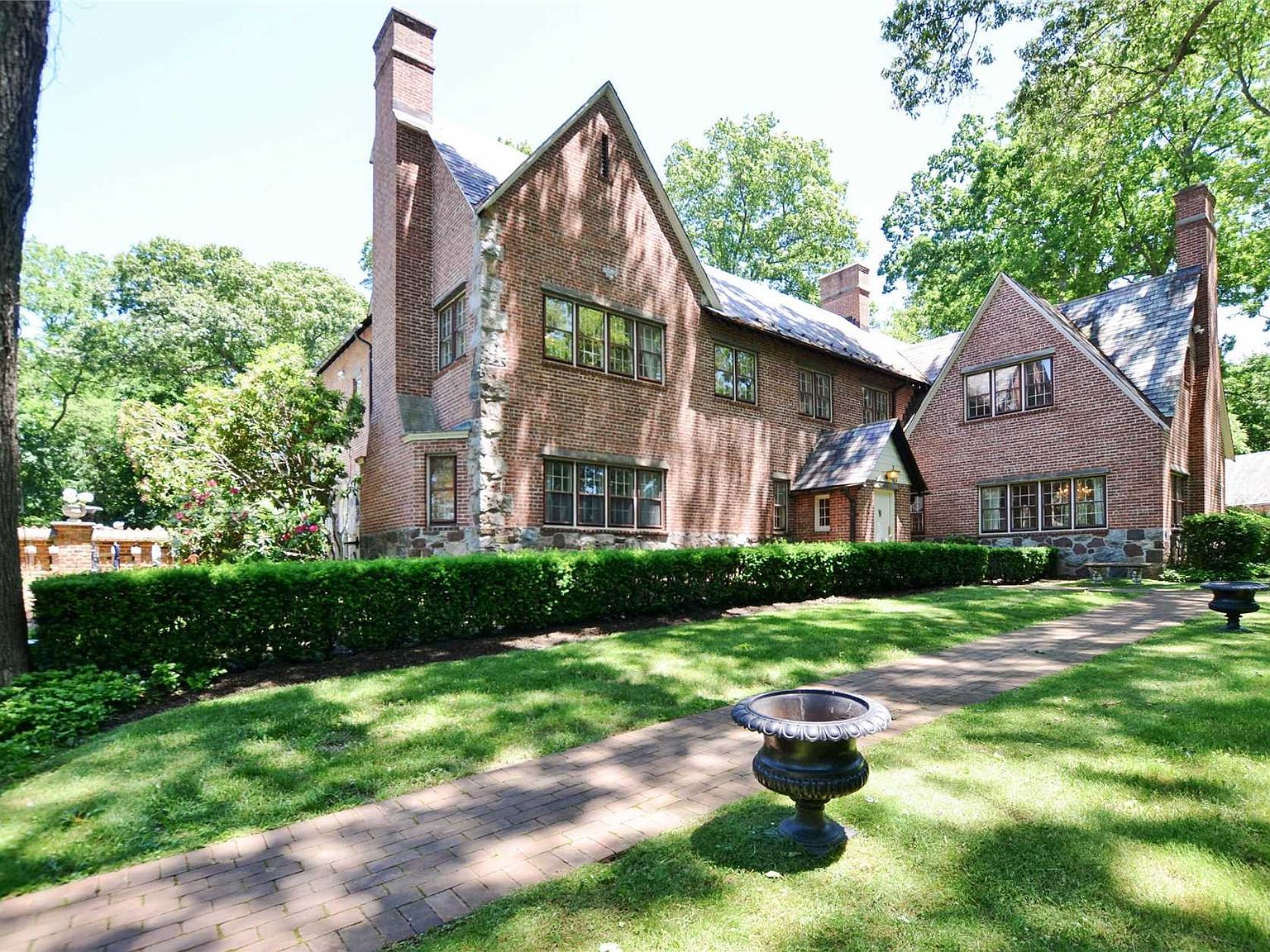 14 Golf Ln, Huntington, NY 11743 Zillow