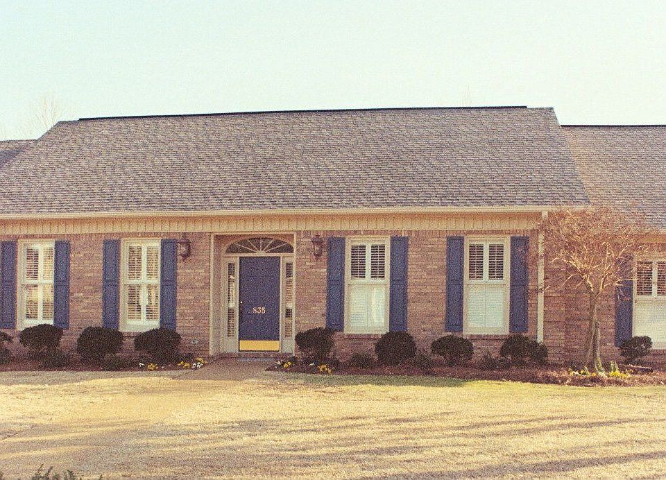 1st image of 835 Amberwood Dr