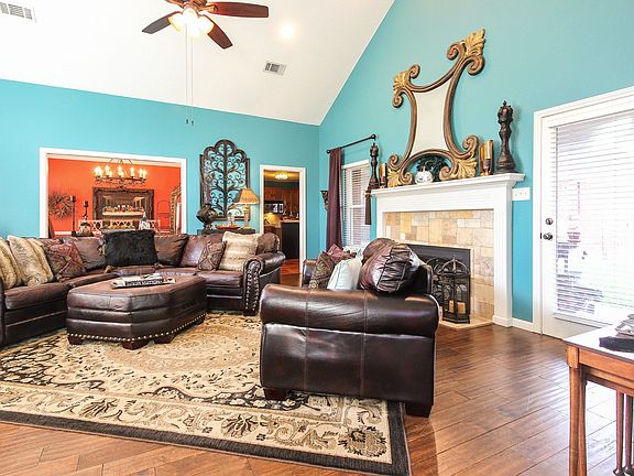 4th image of 6707 Landover Hills Ln