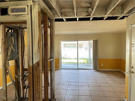 5th image of 7210 N Manhattan Ave APT 2413