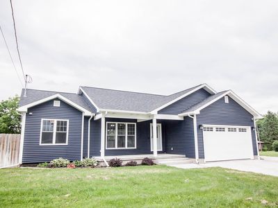 210 1st Ave, Sherrard, IL, 61281