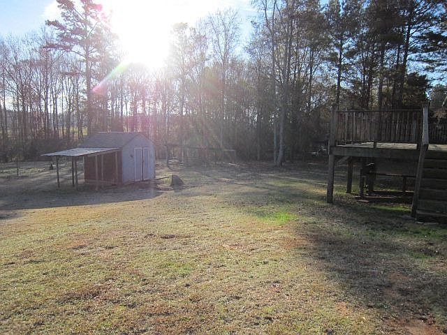 2nd image of 306 Pleasant Hill Church Rd