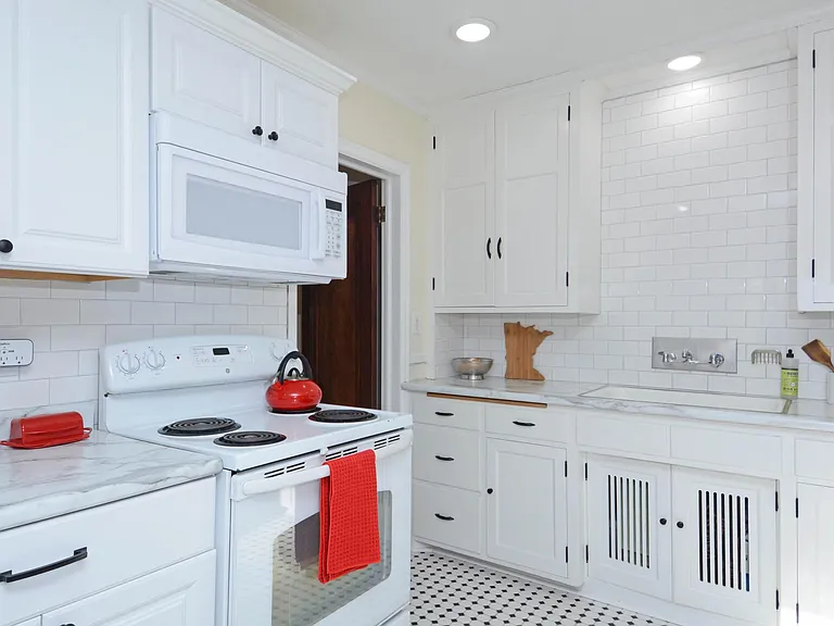 5718 Nicollet Ave — Photo 5