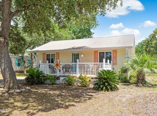 114 NE 72nd St, Oak Island, NC 28465