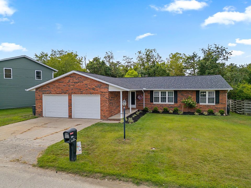 1st image of 180 Raceview Dr
