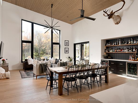 3rd image of 753 Williamsport Rd