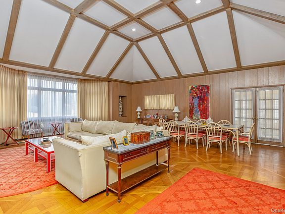 3rd image of 43 Halsey Road