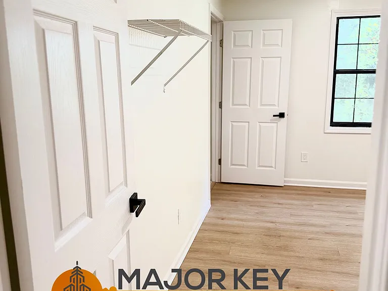 4555 Sugarloaf Pkwy — Photo 27