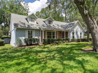 2209 Dogwood Cir, Mount Dora, FL 32757