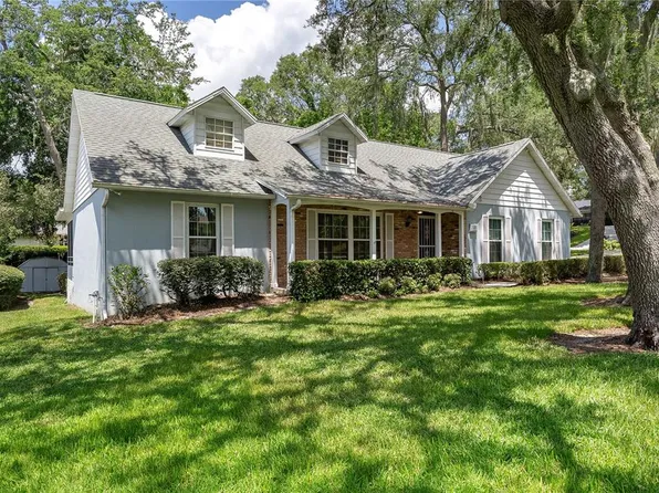 2209 Dogwood Cir, Mount Dora, FL 32757