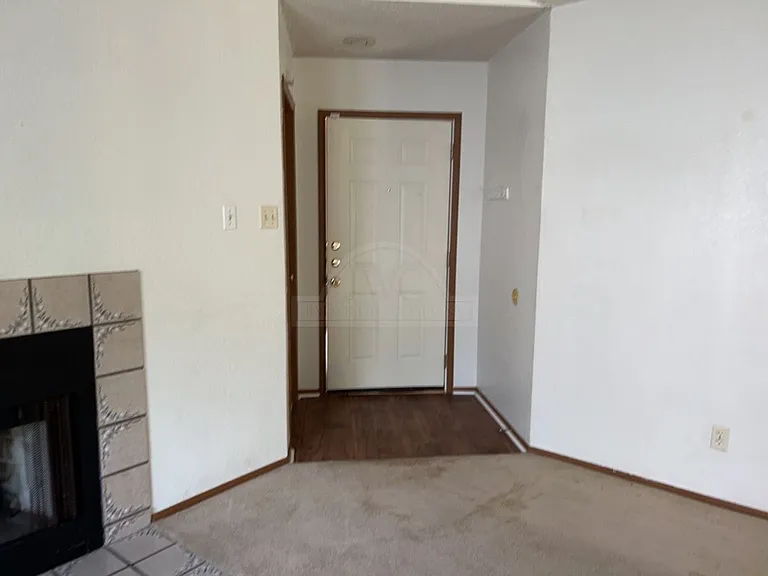 2019 Dickens Dr — Photo 11