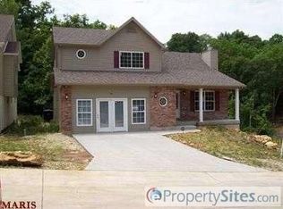 59 San Marino Pkwy, Fenton, MO 63026