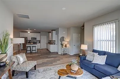 650 McKay Way — Photo 7