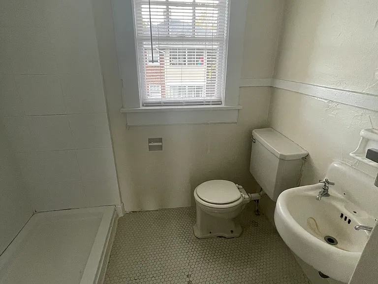604 Waccamaw Avenue — Photo 12
