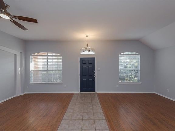 5th image of 1713 Sunflower Dr
