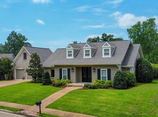 202 Monterey Dr, Clinton, MS 39056