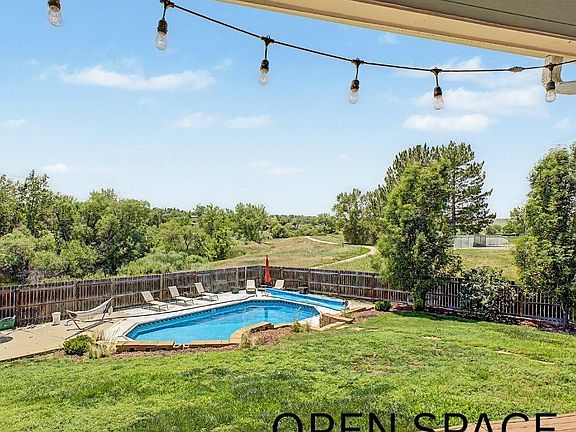 3rd image of 9786 Garrison Lane