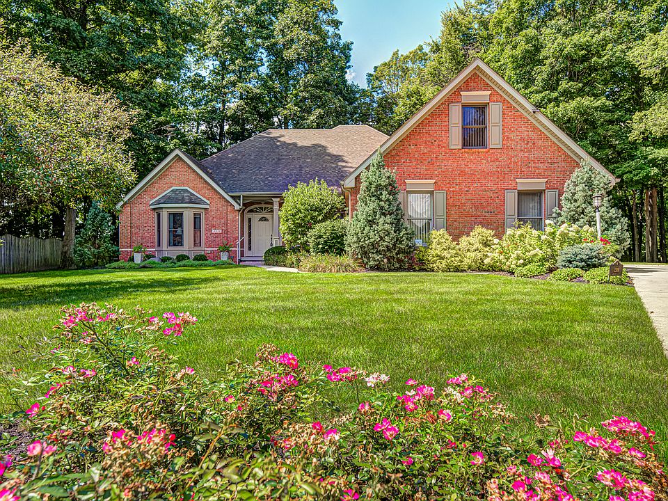 1st image of 2319 Gregory Ln