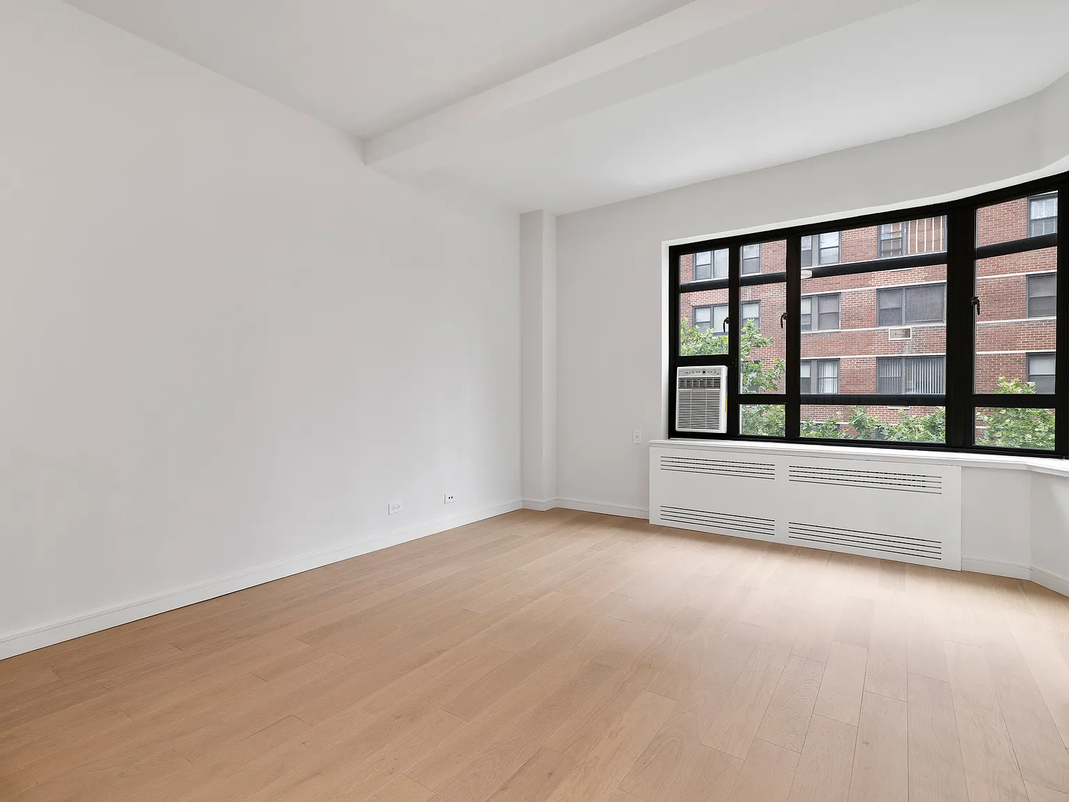 340 East 52nd Street — Photo 2