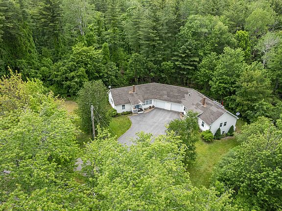4th image of 51 Emery Street #1