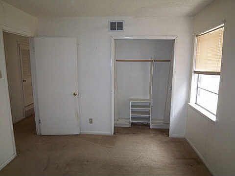 5th image of 4733 Darla Dr