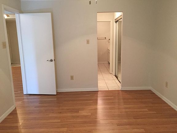3rd image of 2803 Newkirk Ct