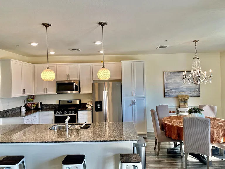 1357 Wren Dr — Photo 10