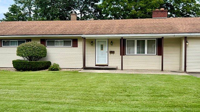 1st image of 525 Honeywell Park
