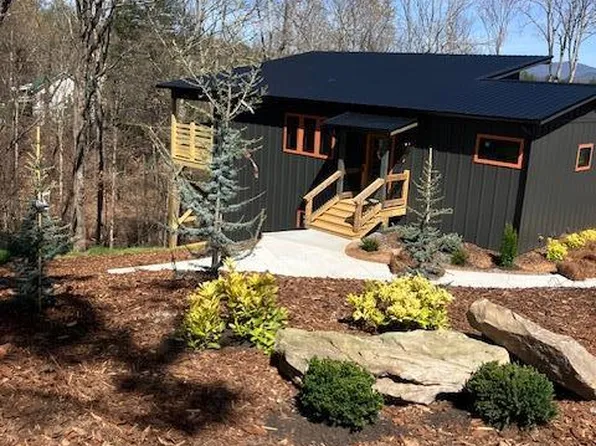 748 Flat Branch Rd, Ellijay, GA 30540