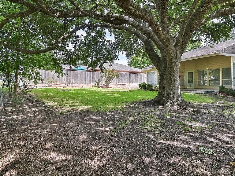 10910 Scenic Dr — Photo 43