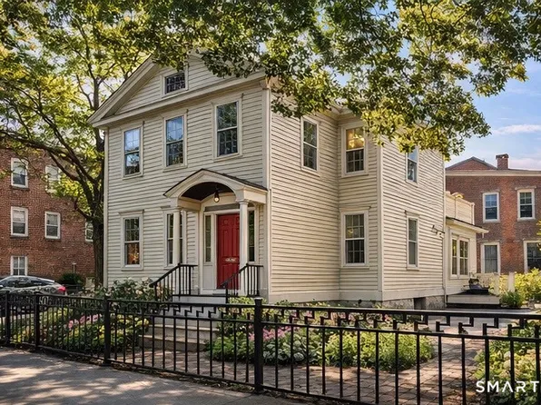 216 Saint John Street, New Haven, CT 06511