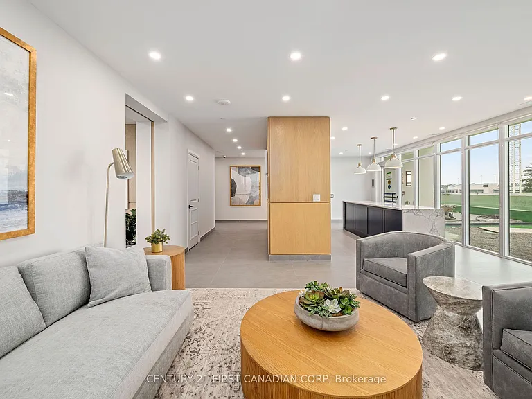 4286 King St E #1109 — Photo 31