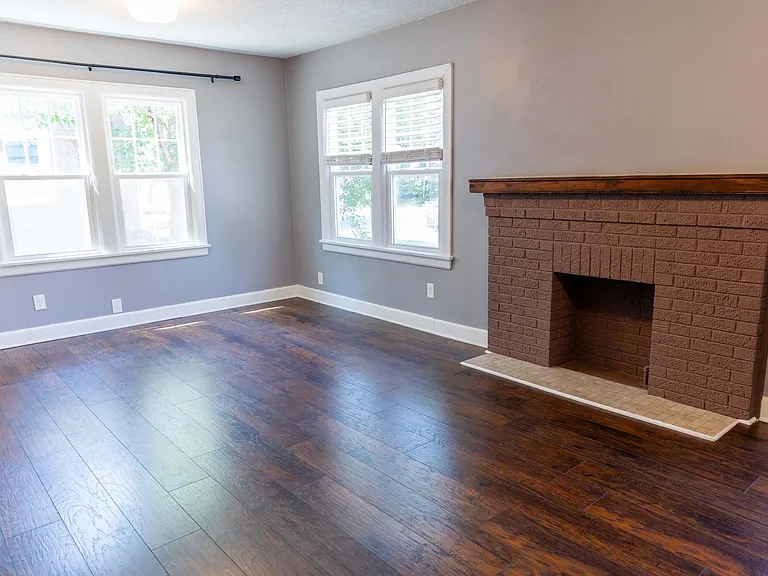 534 N Terrace Dr — Photo 3