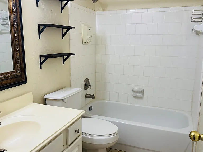 5808 Forest Timbers Dr — Photo 17