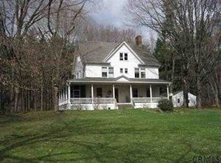 922 River Rd, Selkirk, NY 12158