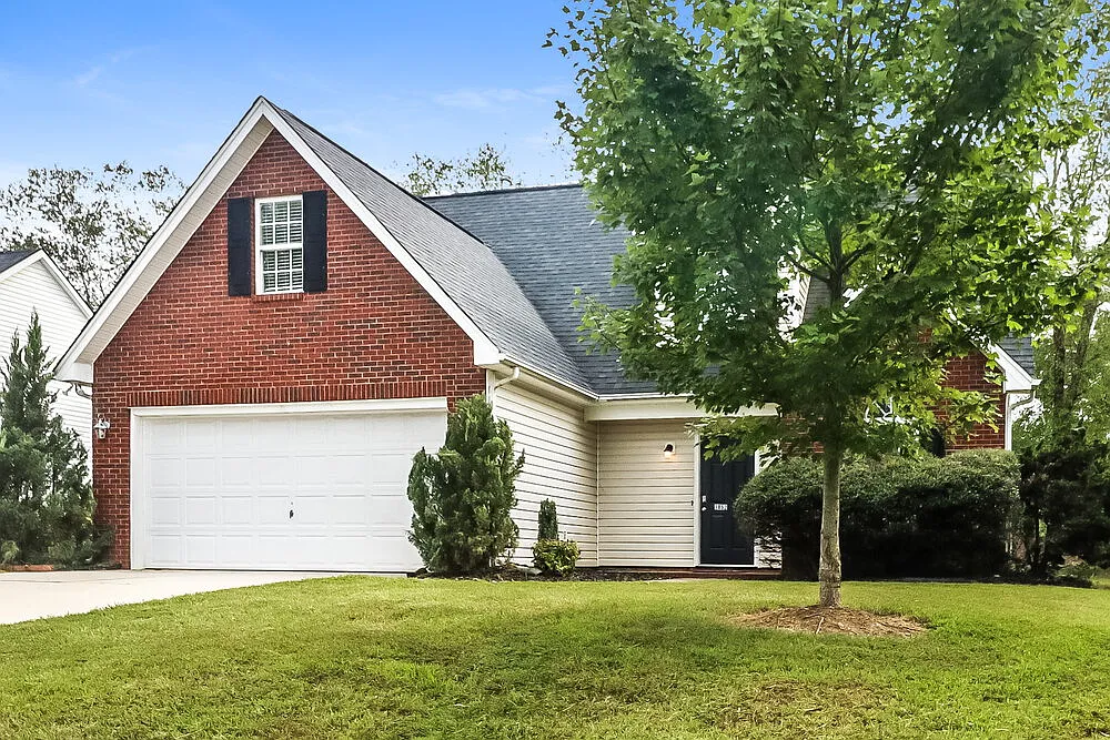 4 bed, 2.5 bath, 1660 sqft, $2,060 — Photo 4