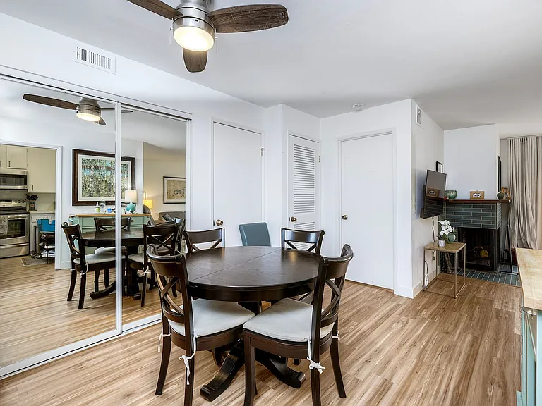 3940 Dove St #207 — Photo 11