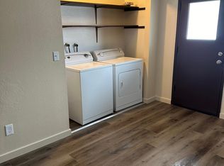 918 SE 2nd St #1, Pendleton, OR 97801