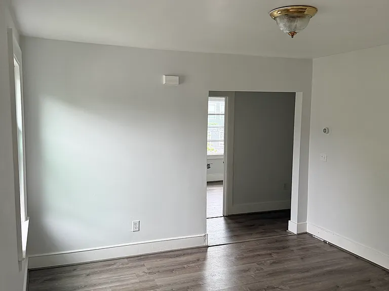 257 W Hazel St #3 — Photo 7