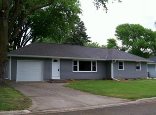 311 Fairview Dr, Albert Lea, MN 56007