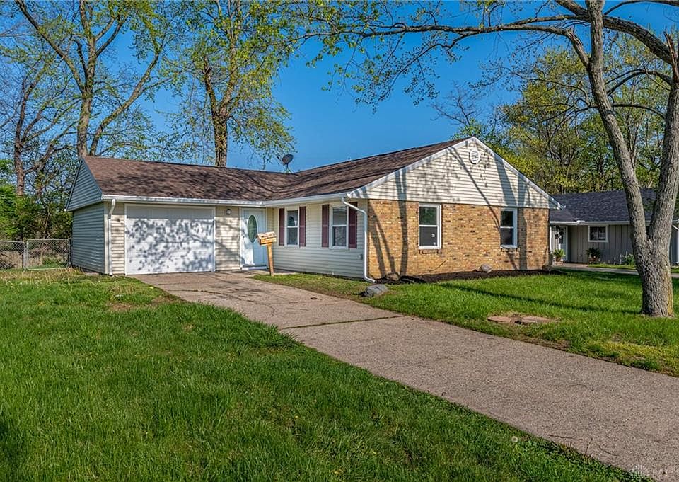 1st image of 445 Martha Dr