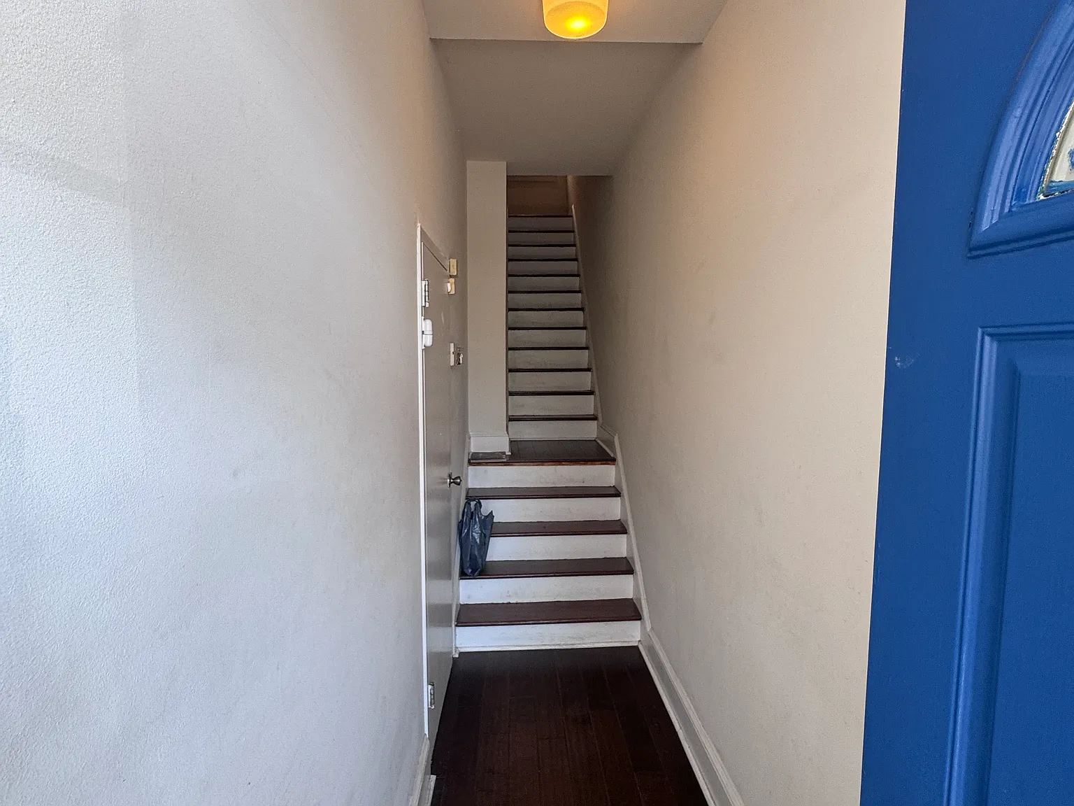 2 bed, 1600 sqft, $3,000 — Photo 2